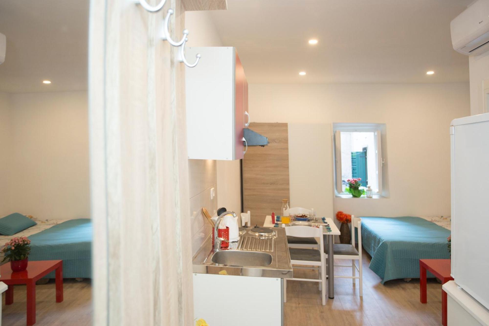Apartment Dionis Unesco Luxury Split