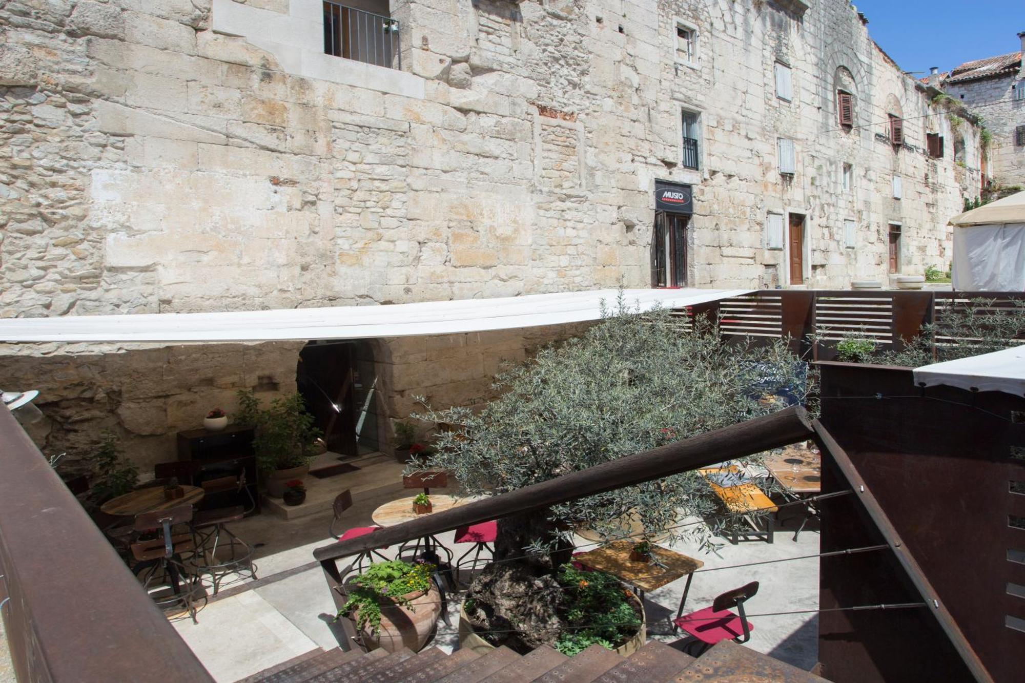 Dionis Unesco Luxury * Split